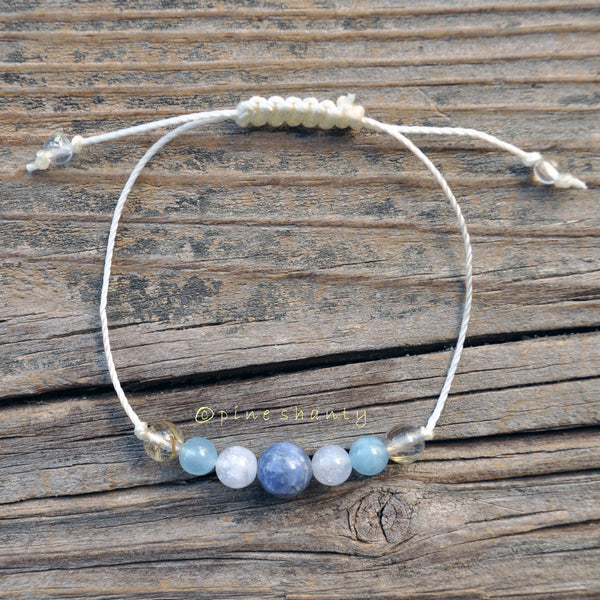Clarity + Positive Life Changes | Labradorite + Selenite + Aquamarine + Rutilated Quartz | Courage + Protection | Adjustable String Bracelet